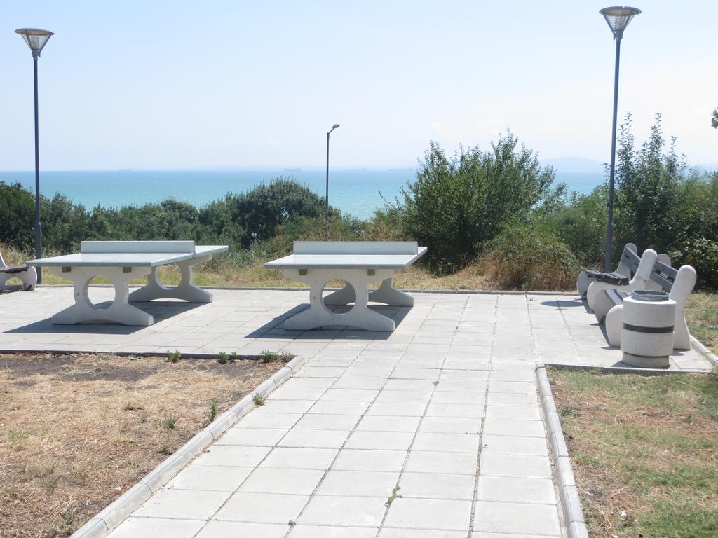 בורגאס Emona Apartment מראה חיצוני תמונה