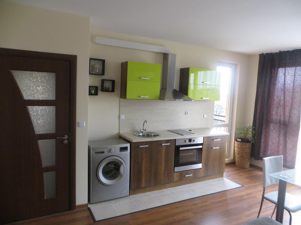 בורגאס Emona Apartment מראה חיצוני תמונה