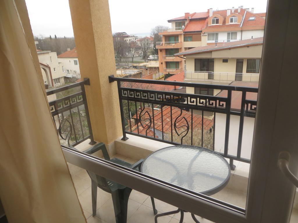 בורגאס Emona Apartment מראה חיצוני תמונה