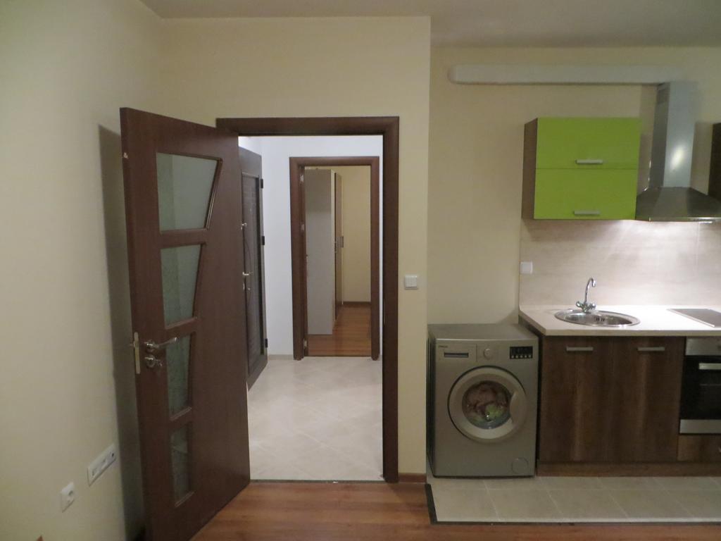 בורגאס Emona Apartment מראה חיצוני תמונה