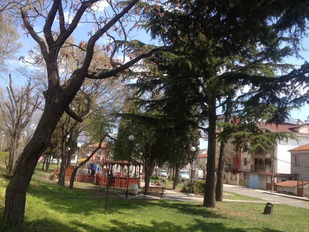 בורגאס Emona Apartment מראה חיצוני תמונה